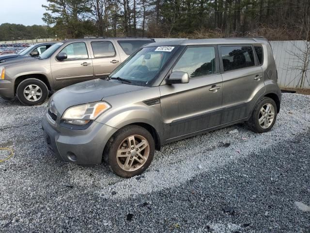 2011 KIA Soul +