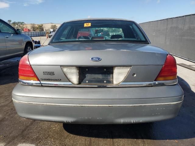 1999 Ford Crown Victoria LX