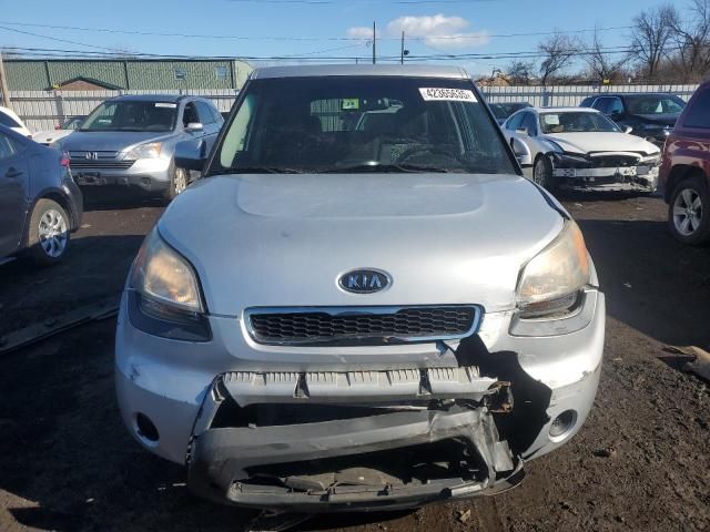 2011 KIA Soul +