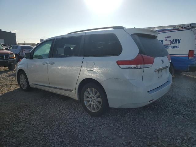 2012 Toyota Sienna XLE