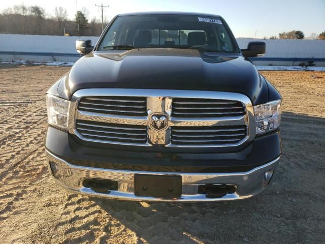 2015 Dodge RAM 1500 SLT