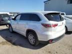 2016 Toyota Highlander LE