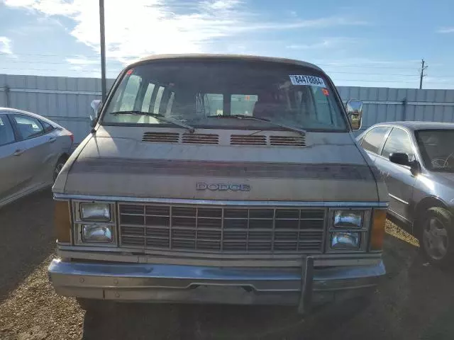 1983 Dodge RAM Van B250