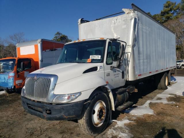 2003 International 4000 4300