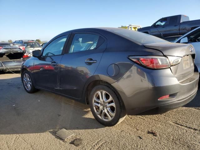 2017 Toyota Yaris IA