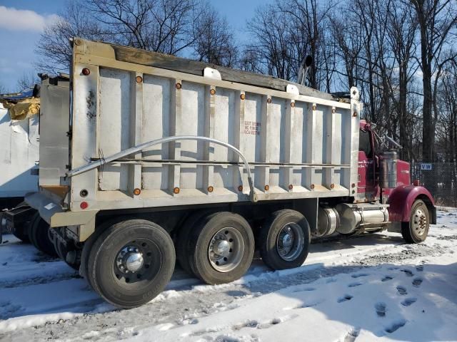 1999 Kenworth Construction W900