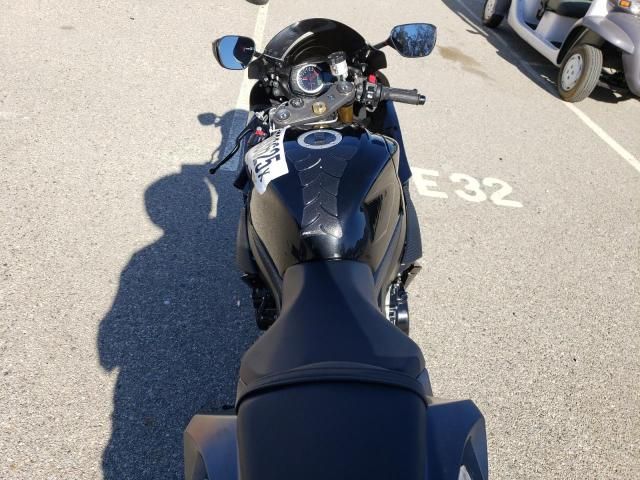 2019 Suzuki GSX-R750