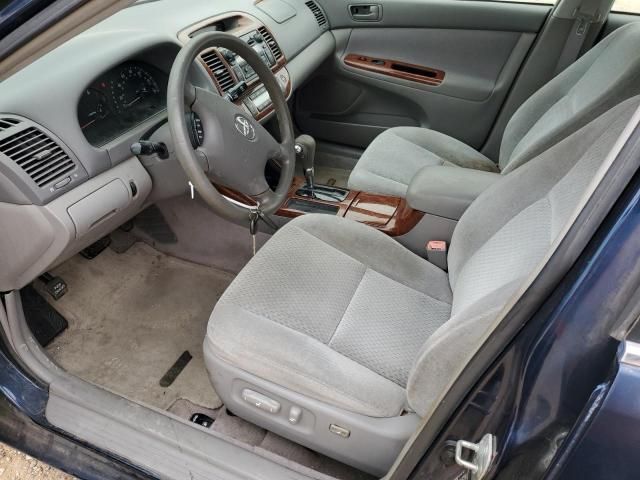 2004 Toyota Camry LE