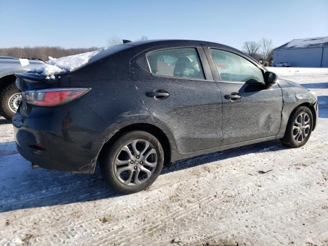 2019 Toyota Yaris L