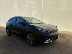 KIA Vehiculos salvage en venta: 2017 KIA Niro EX Touring