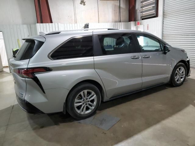 2021 Toyota Sienna Limited