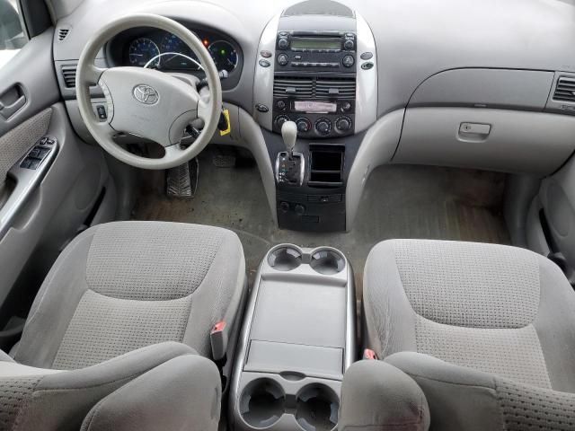 2006 Toyota Sienna CE