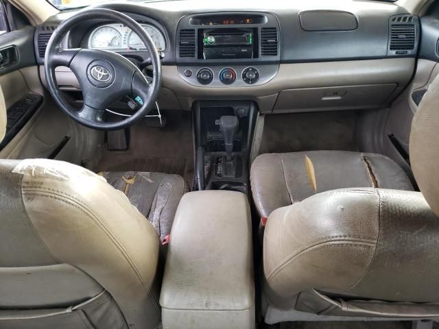 2004 Toyota Camry LE