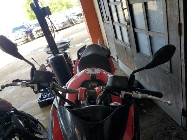 2015 Aprilia Shiver 750