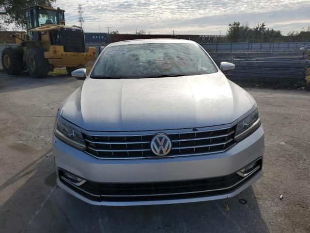 2016 Volkswagen Passat SE