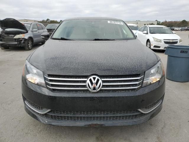 2013 Volkswagen Passat SE