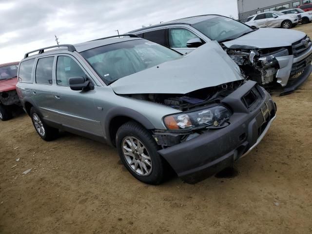 2004 Volvo XC70