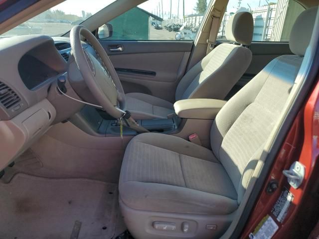 2005 Toyota Camry LE