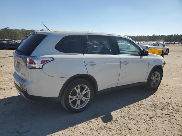 2015 Mitsubishi Outlander SE