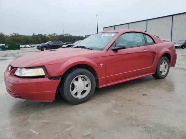 2000 Ford Mustang