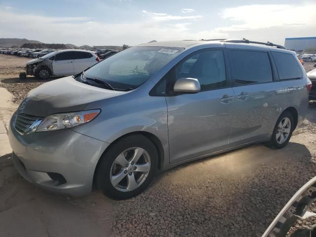 2015 Toyota Sienna LE