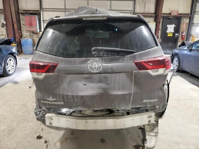 2019 Toyota Highlander SE