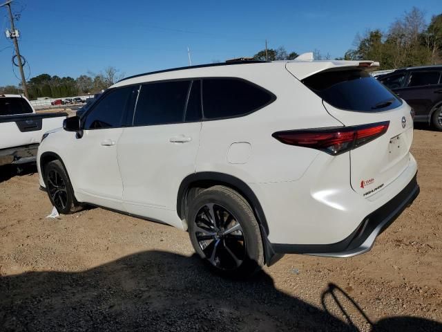 2021 Toyota Highlander XSE