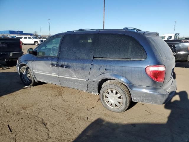 2003 Chrysler Town & Country Limited