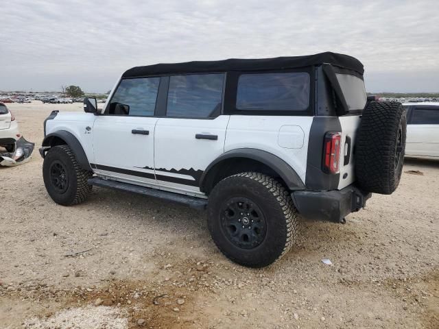 2022 Ford Bronco Base