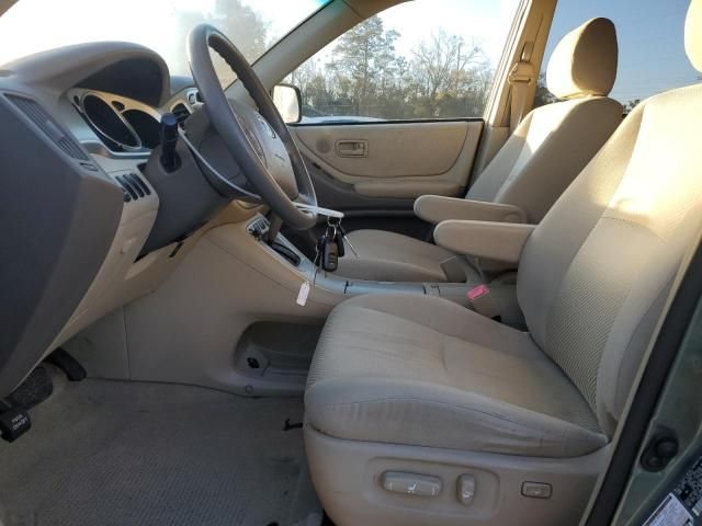 2004 Toyota Highlander Base