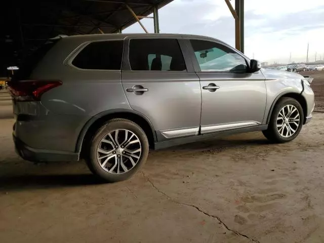 2018 Mitsubishi Outlander SE