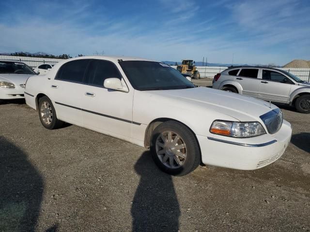 2008 Lincoln Town Car Signature Limited