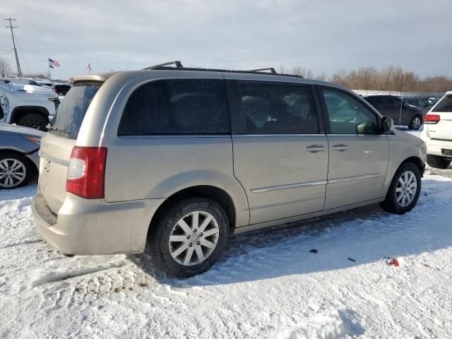 2013 Chrysler Town & Country Touring