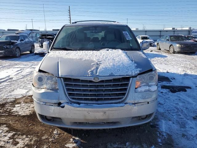 2010 Chrysler Town & Country Limited