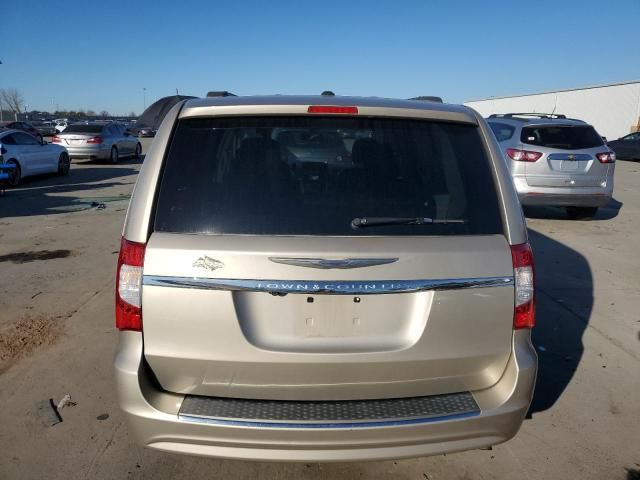 2014 Chrysler Town & Country Touring