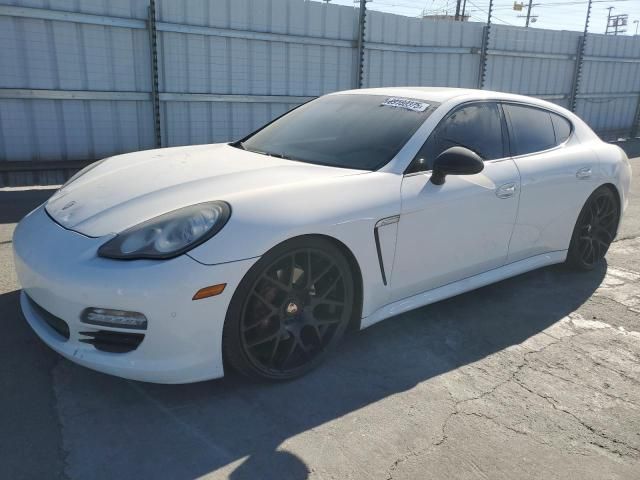 2011 Porsche Panamera 2