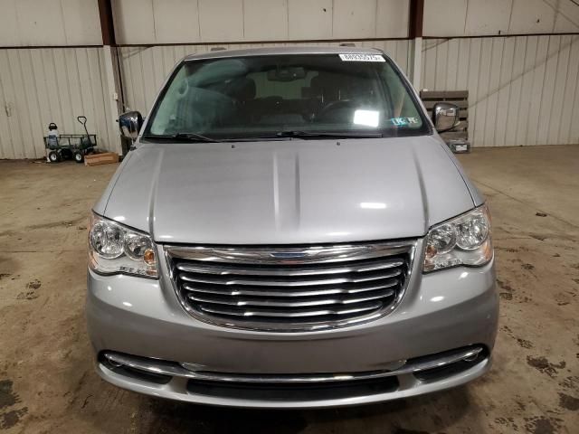 2015 Chrysler Town & Country Touring L