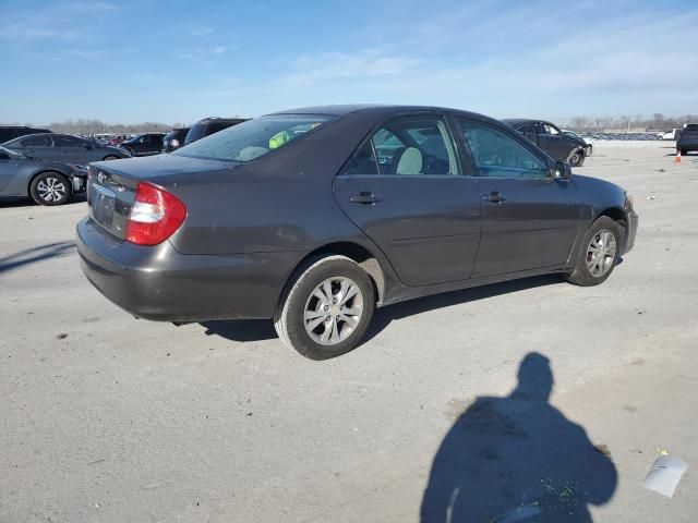 2004 Toyota Camry LE