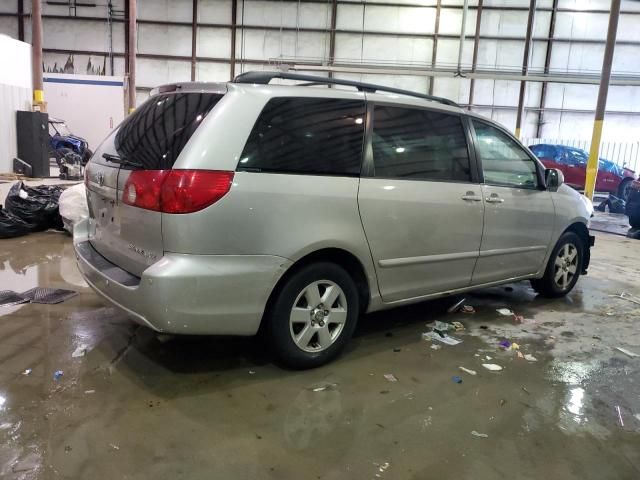 2008 Toyota Sienna XLE