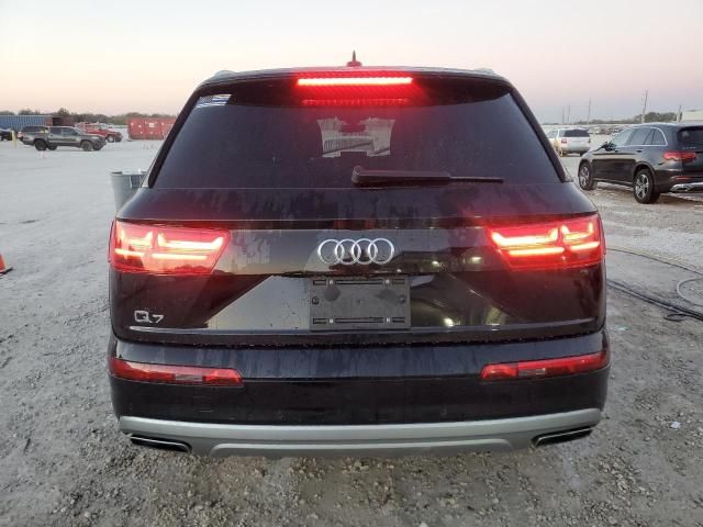 2019 Audi Q7 Premium Plus