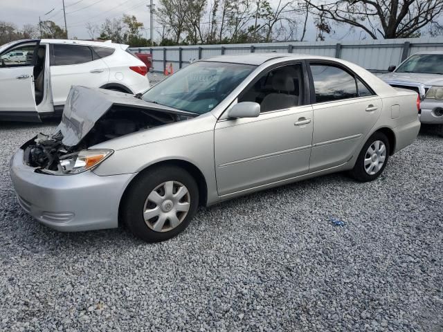 2004 Toyota Camry LE