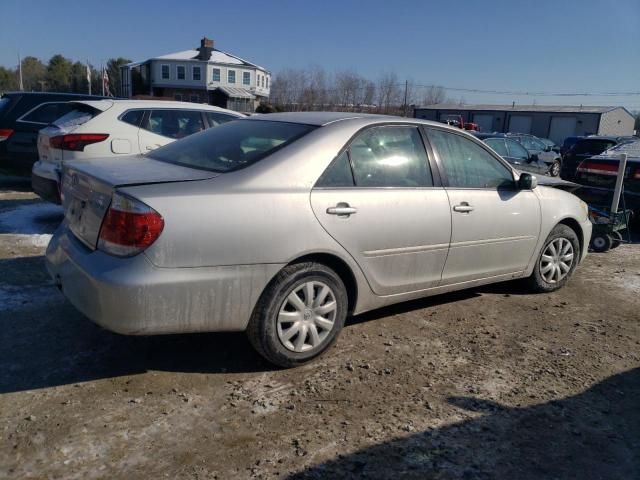 2005 Toyota Camry LE