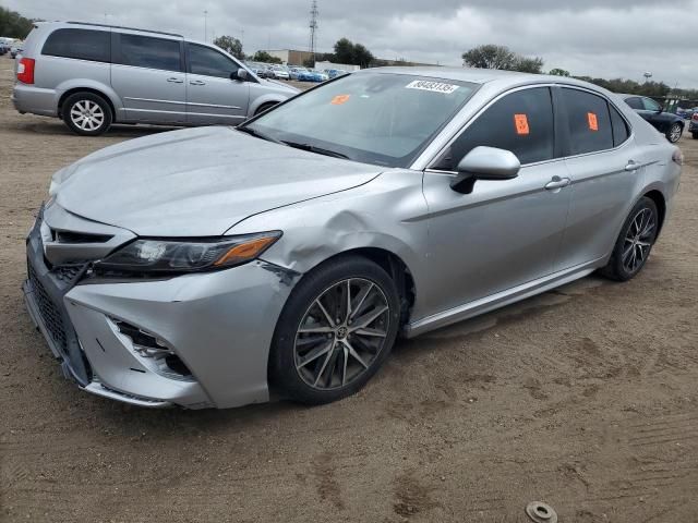 2021 Toyota Camry SE