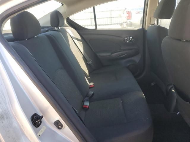 2013 Nissan Versa S