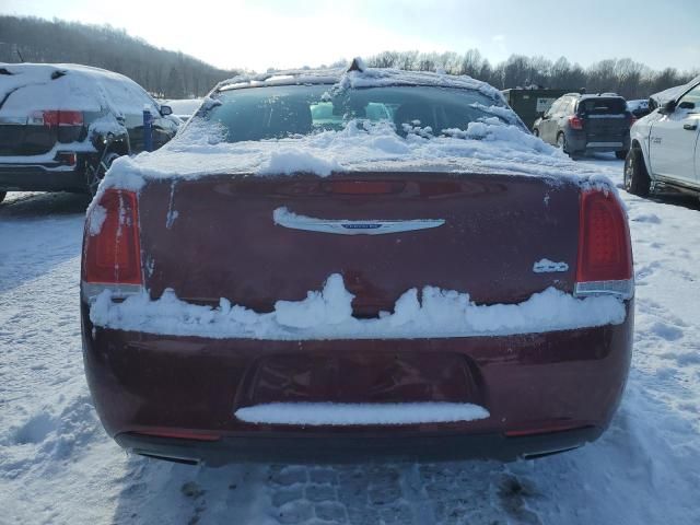 2018 Chrysler 300 Touring