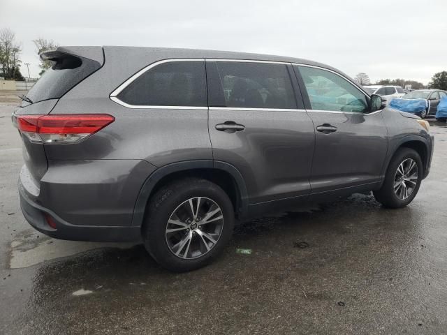 2019 Toyota Highlander LE