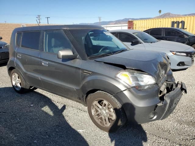 2010 KIA Soul +