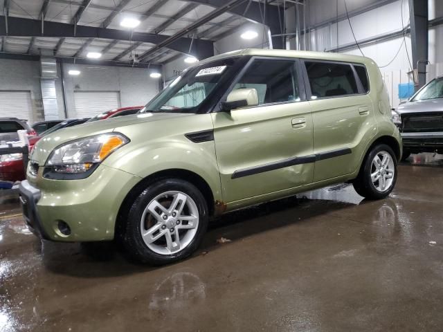 2010 KIA Soul +