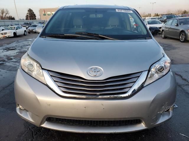 2015 Toyota Sienna XLE