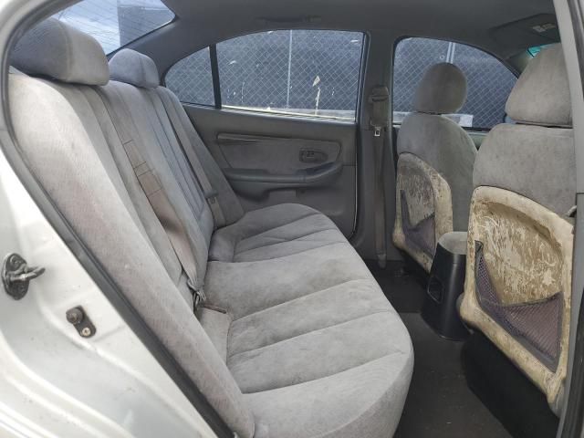 2004 Hyundai Elantra GLS